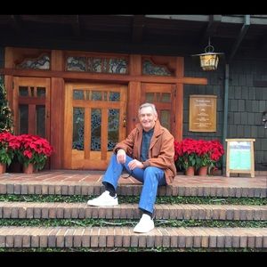 Meet your Posher, Robert